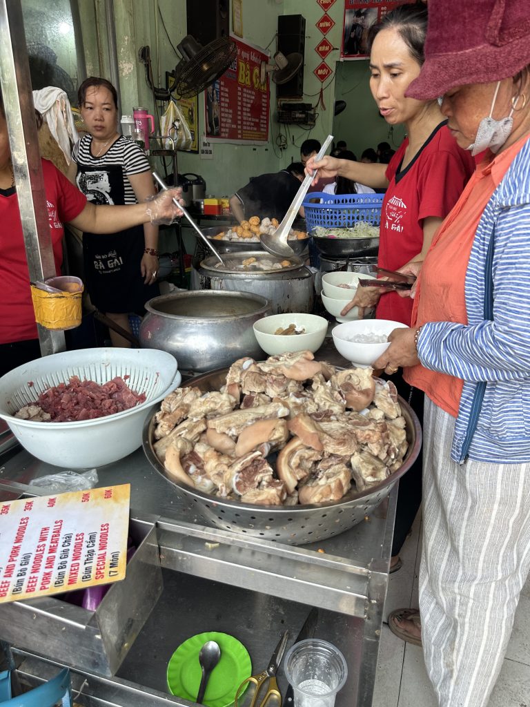 ブンボーフエの名店